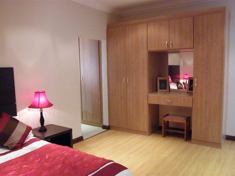 Littlefield Luxury Suite Johannesbourg Extérieur photo